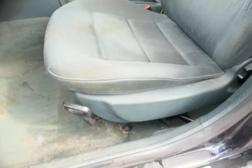 Q819 Audi A4 B5 8D Sitz vorne links Fahrersitz Facelift - lagos (176728)