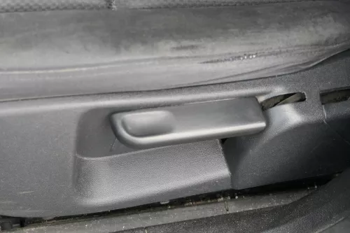 Q951 Audi A4 8E B6 auch Kombi Sitz vorne links Fahrersitz 4/5-Türer  Sitzheizung (181409)