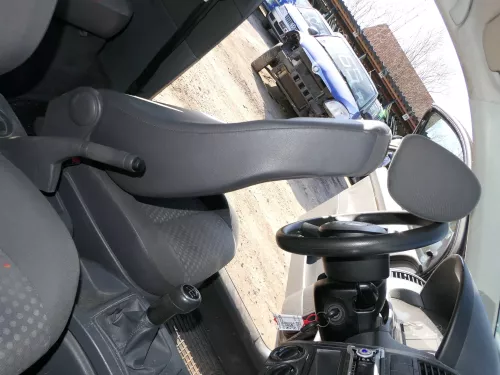 Q1003 VW Polo 9N3 9N vorne links Sitz Fahrersitz 2/3-Türer (184881)
