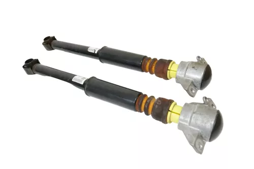 2x Audi A5 8T Stoßdämpfer Quattro Allrad hinten 8T0513035T von NEUFAHRZEUG ## (201360)