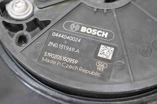 VW T5 /T6 Harnstoffeinspritzung Tank Harnstoff 7E0131877J + Pumpe (200519)