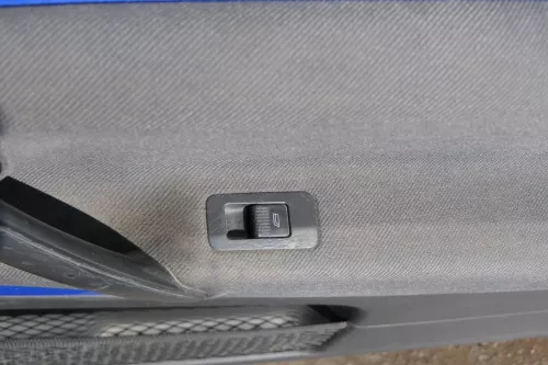 1x VW Lupo Arosa Türverkleidung Verkleidung Tür vorne rechts oben off-black schw (201966)
