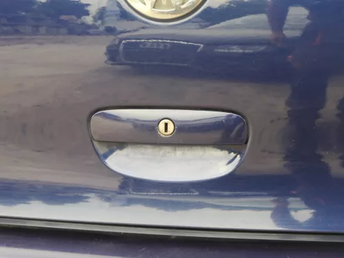 VW Polo 9N 9N3 Griff Heckkklappe Heckklappengriff blau LB5N Öffner (202018)