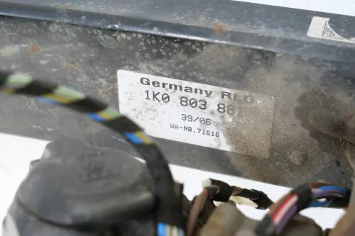 VW Golf 5 / 6 Limousine abnehmbare Anhängerkupplung (Kabelbaum) Oris A50-X E392 (201742)