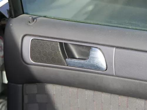 1x A6 4B Türverkleidung Verkleidung Tür hinten links schwarz soul (202049)