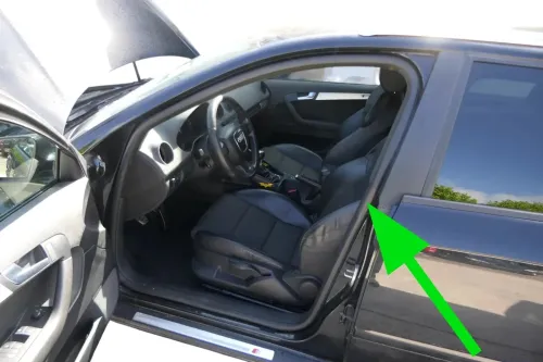 1x Audi A3 8P Türdichtung Dichtung Tür vorne links / rechts Fahrertür 4/5-Türer (175063)