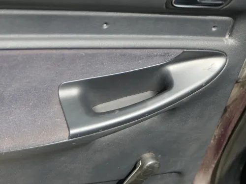 1x Audi A4 B5 Türverkleidung Verkleidung Tür hinten links  Griff Öffner (202110)