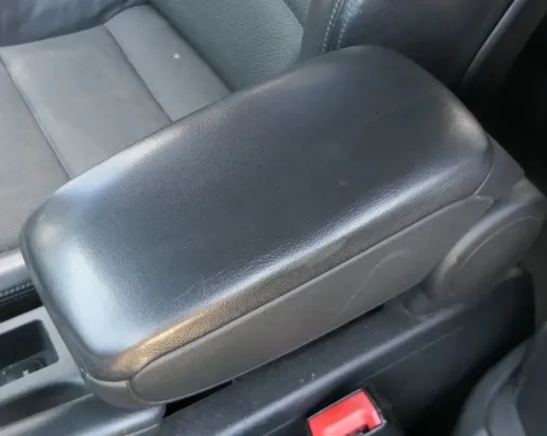 Audi A3 8P Mittelarmlehne Armlehne Fach original Leder - Griff defekt