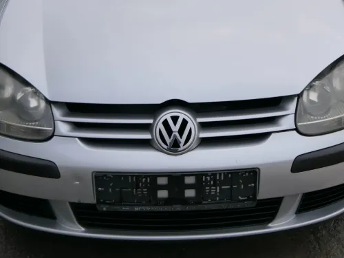 VW Golf 5 1K V Stoßstange vorne Frontstoßstange Stoßfänger silber LA7W (202245)