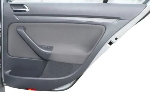 1x Golf 5 Limousine Türverkleidung Verkleidung Tür hinten rechts 4/5-Türer