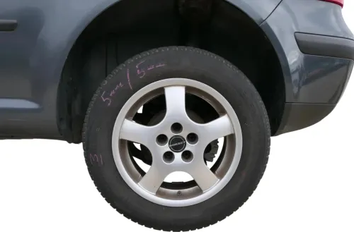 Golf 4 Bora Alufelgen 195/65 R15 91H Sommerreifen Reifen ca.5mm Borbet (202401)
