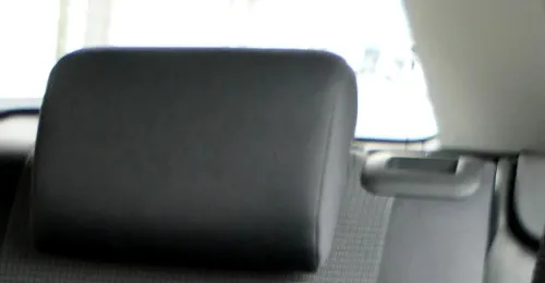 1x Audi A3 8P Kopfstütze hinten (rechts o. links) schwarz/soul Sportback 4-Türe