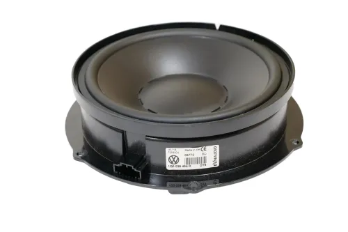 VW Touareg 7P Box Lautsprecher 1Q0035454D Tiefton Dynaudio links und rechts (202364)