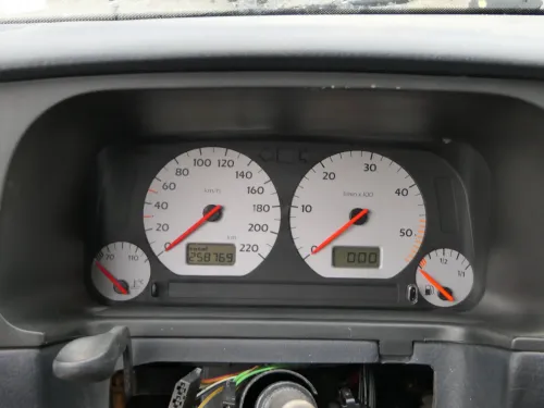 VW Golf 3 Tacho Tachometer Kombiinstrument 258.000km 1H0919864R TDI Diesel silbe (202492)