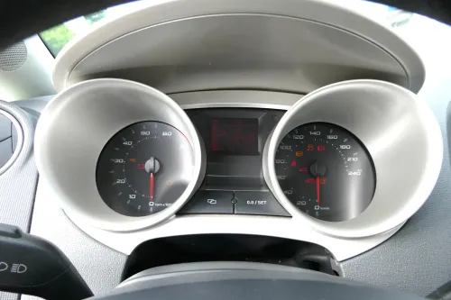 Seat Ibiza 6J Tacho Tachometer Kombiinstrument 6J0920801 X 195.783 km Benzin BTS